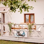 Nyaraló U Michala - Dom Pod Lasem *